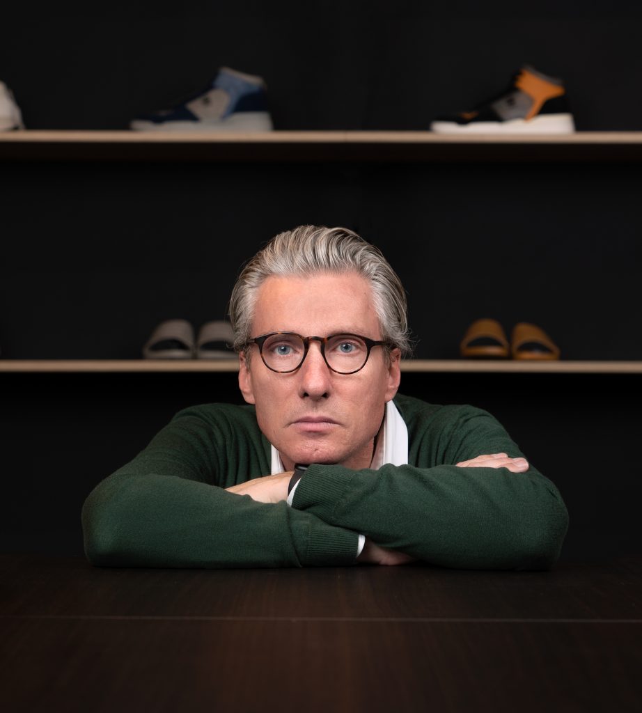 Bart Van Helvoirt Global