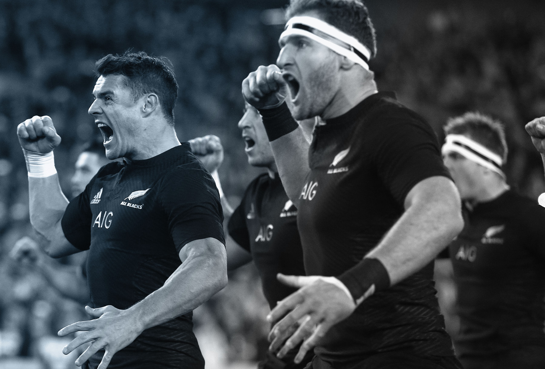 All Blacks great Dan Carter retires - Tributes paid on social media